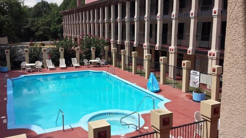 Hotel Super 8 By Wyndham Roseburg Exterior foto